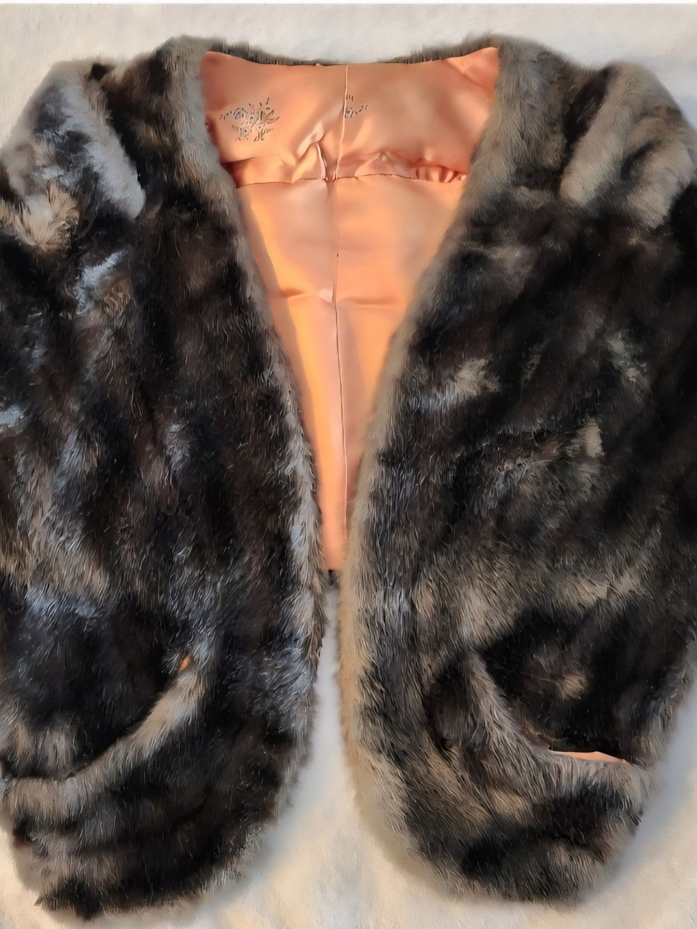 Vintage1950s/1960s "Hollywood Glam" brown patterned FAUX FUR stole.